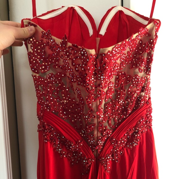 Grad/Prom dress - Picture 4 of 6